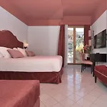 Royal 4* Positano